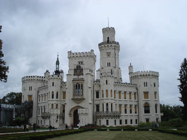 Hluboka 4