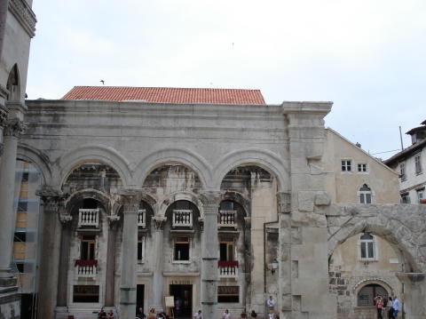 Split 28