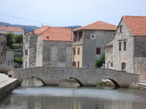 Vrboska 3