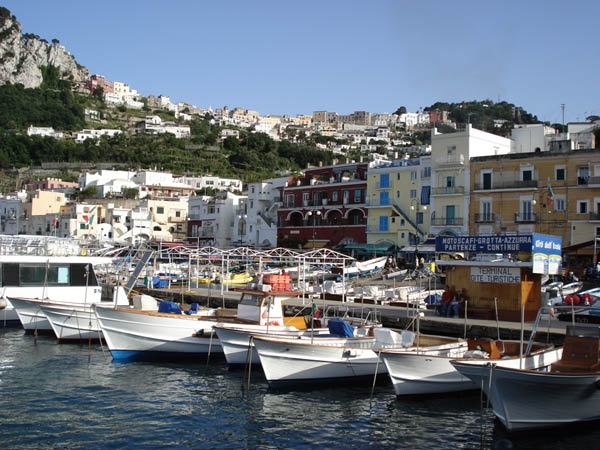 Capri 15