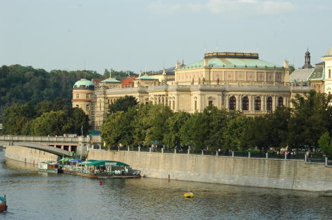 Prague Christian 416