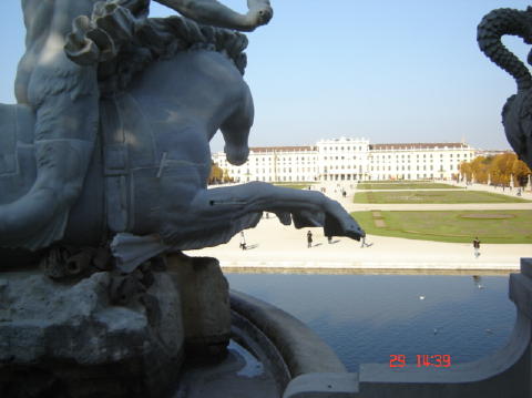 Schonbrunn 48
