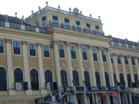 Schonbrunn 49